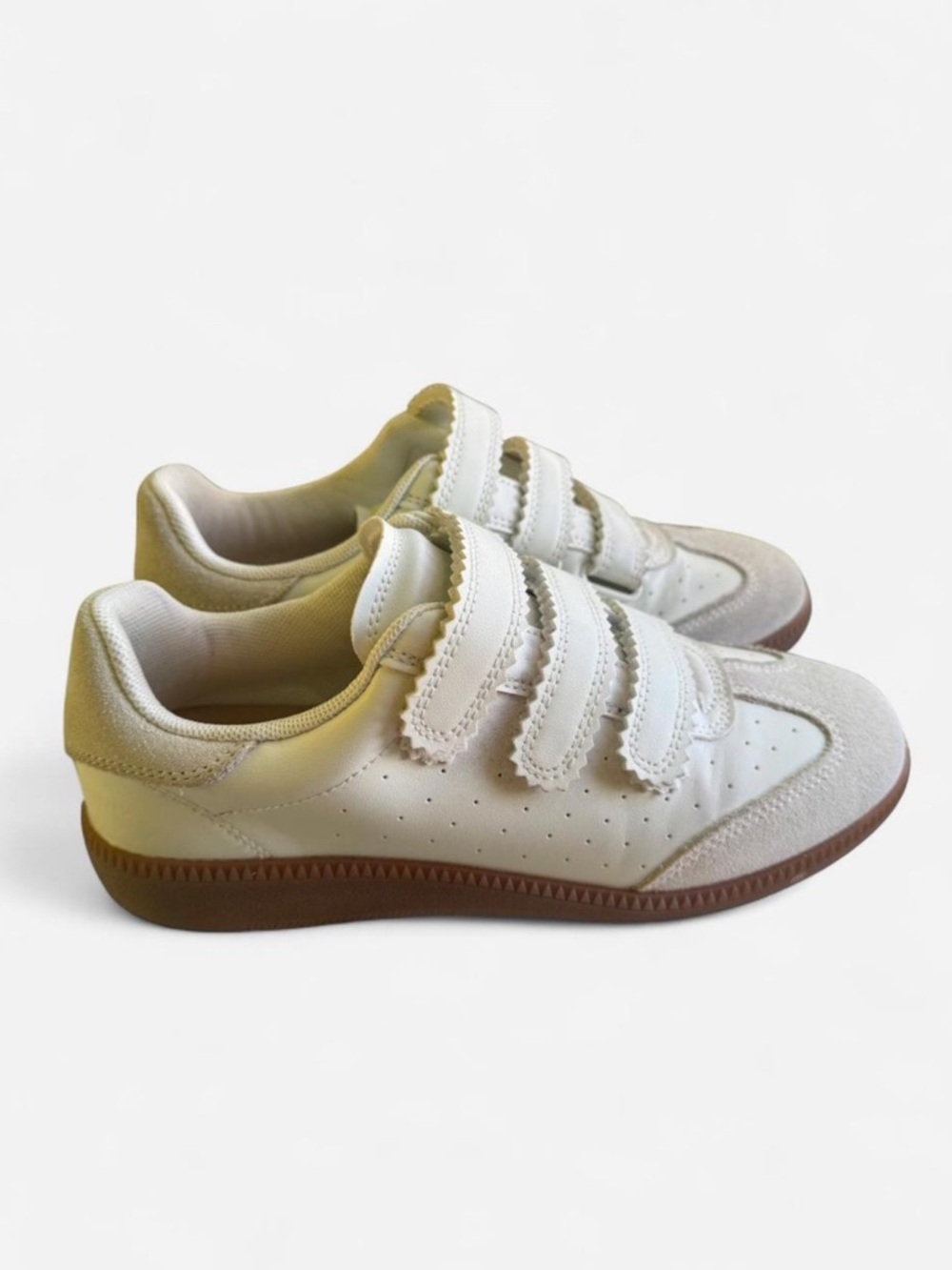 Steve Madden White Sneakers with Gum Sole